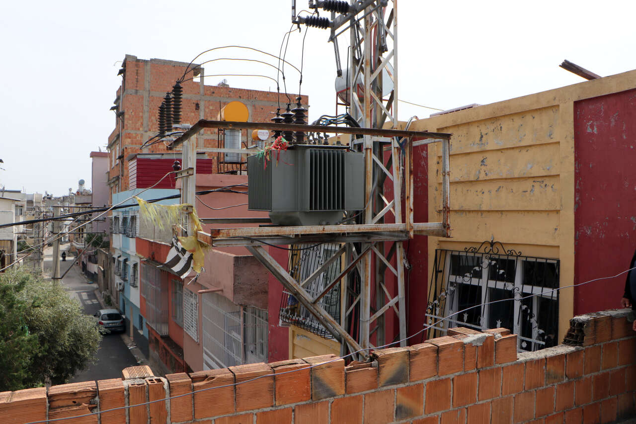 Uçurtma uçuran çocuk ölümden döndü 9